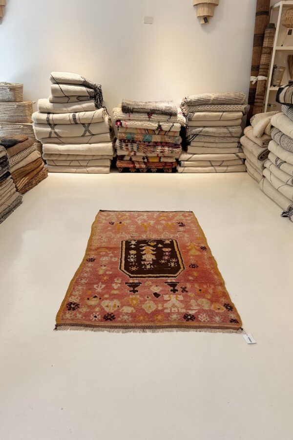 AIT OUZGUITTE - 1.04 X 1.76M