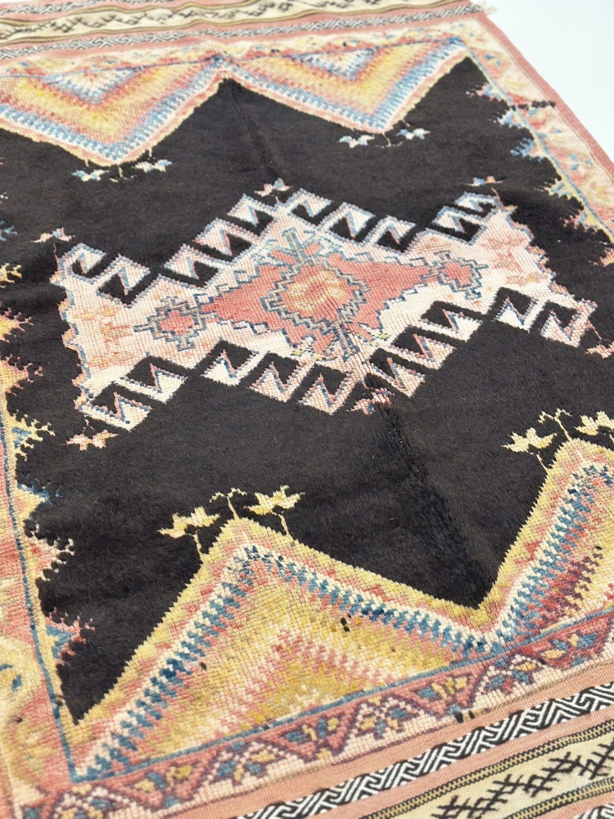 AIT OUZGUITTE - 1.12 X 1.73M - Imagen 2